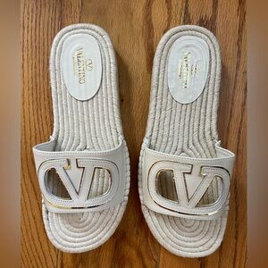 Valentino logo straw Rafa sandals